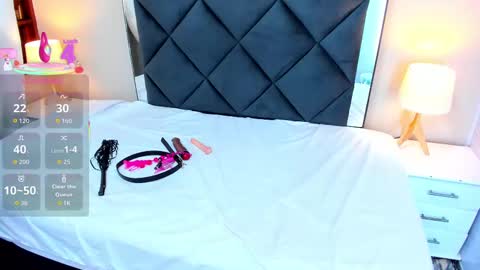 Snapshot of kittyy_babee chatting on September 24, 12:12 pm kitty online show from September 24, 12:12 pm