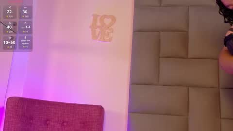 Kitty Hill online show from November 9, 5:22 am