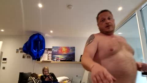 kjgib989 online show from March 1, 8:13 am