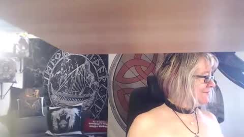 Michelle online show from November 21, 9:07 am