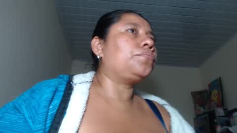 Snapshot of kloe_boobs chatting on October 12, 8:18 am Kloe online show from October 12, 8:18 am