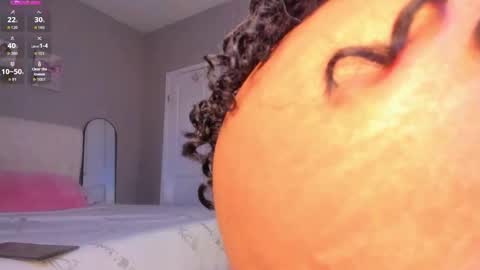 kloewandan online show from November 5, 2:57 am