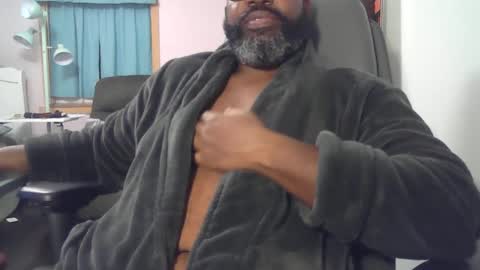 ChubbyBlkKing82 online show from January 28, 11:17 pm