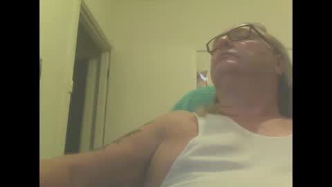 knobout online show from January 8, 10:26 am