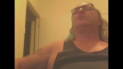 knobout online show from January 30, 11:22 am