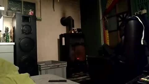 Snapshot of koelie1982 chatting on January 13, 10:03 pm koelie1982 online show from January 13, 10:03 pm