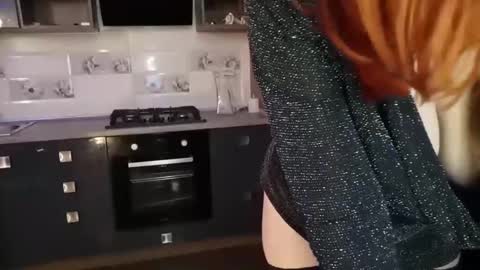 Snapshot of konfetochka77 chatting on February 22, 7:03 pm SexyCandyXXX online show from February 22, 7:03 pm