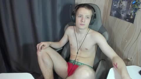 konnor_deviant online show from February 26, 5:35 am