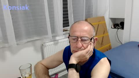 Komsiak online show from June 8, 6:42 pm