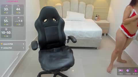      online show from February 25, 8:01 pm