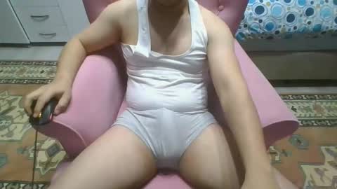 Snapshot of kraall007 chatting on February 26, 7:32 pm kraall007 online show from February 26, 7:32 pm