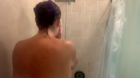 kreamyk420 online show from November 6, 11:52 pm