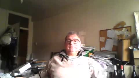 kriss online show from October 13, 11:56 am