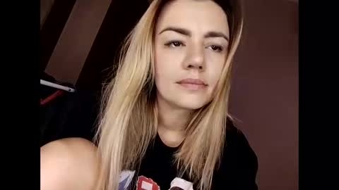 KrissSexi online show from September 22, 4:38 am