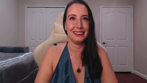 Snapshot of krissy2024 chatting on January 22, 12:48 am Krissy online show from January 22, 12:48 am