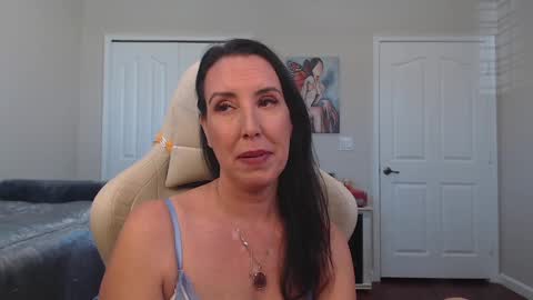 Snapshot of krissy2024 chatting on February 12, 2:32 pm Krissy online show from February 12, 2:32 pm