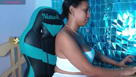 kristel_lee online show from January 7, 3:39 pm