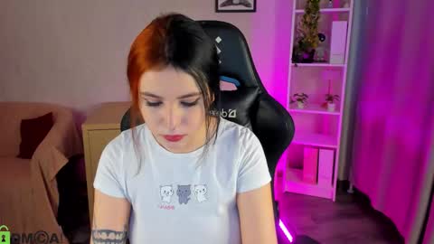 Kristin online show from November 25, 8:57 am