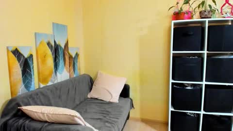 Christina online show from November 10, 5:16 pm