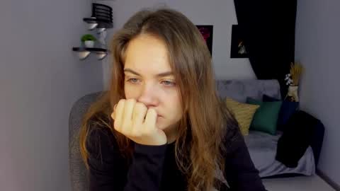 Snapshot of kristinalevis chatting on January 14, 3:01 am Kristina online show from January 14, 3:01 am