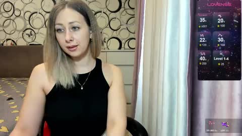 kristinavegasss online show from February 17, 9:56 am