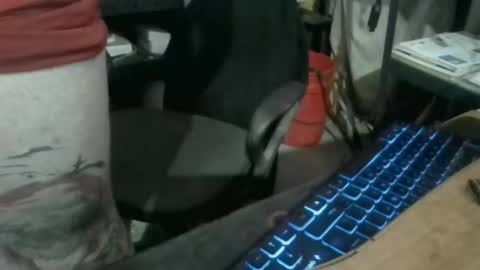 kristo2323 online show from March 2, 8:10 am