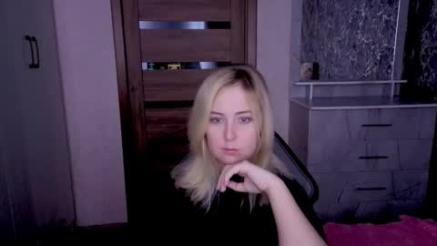 Kristy online show from May 23, 12:39 am