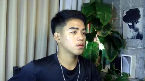 kritthanarkorn online show from January 15, 12:25 pm