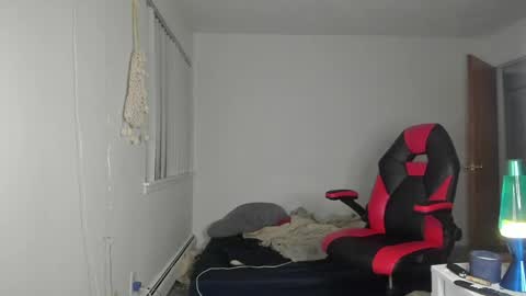 Brayden Thompson online show from April 11, 12:48 am