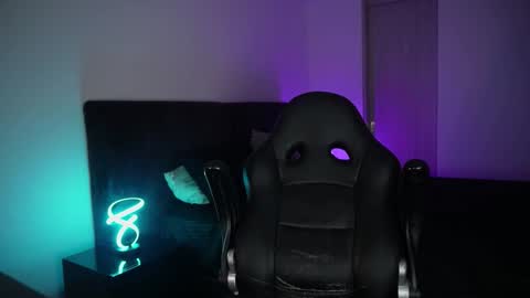 KROPS online show from November 28, 9:16 am