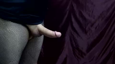 Krystalkummingss online show from November 13, 9:06 pm