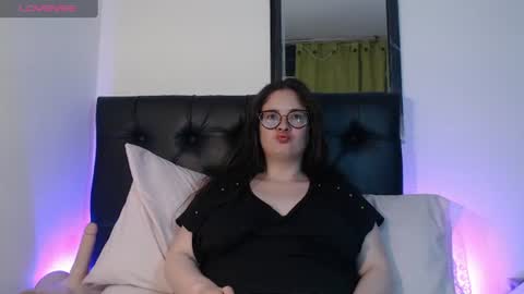 kryystaladams online show from July 28, 7:39 pm