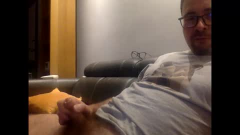 Snapshot of krzysztof1977 chatting on December 15, 9:42 pm krzysztof1977 online show from December 15, 9:42 pm