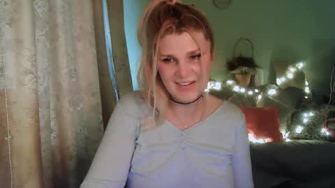 Annika  MTF ts post -op online show from February 3, 11:09 am