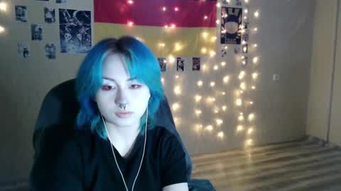 Alice online show from January 9, 6:02 pm