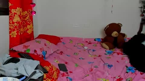 Kuromi Less online show from December 29, 1:45 am