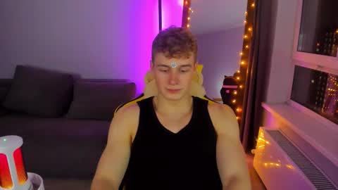 kurt_hanssen online show from October 31, 8:42 pm