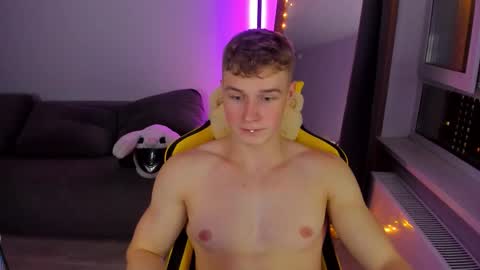 kurt_hanssen online show from November 11, 8:11 pm