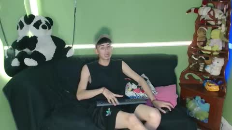 kurtwillms online show from December 3, 1:48 am