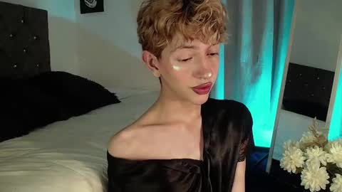 Kyle Cooper online show from December 27, 4:58 am