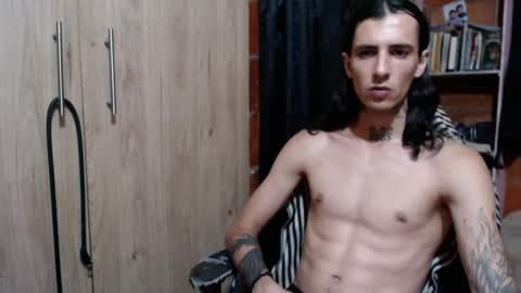 Snapshot of kyleer77 chatting on October 16, 1:16 am kyleer77 online show from October 16, 1:16 am