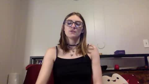 Kylianna online show from June 4, 12:05 am
