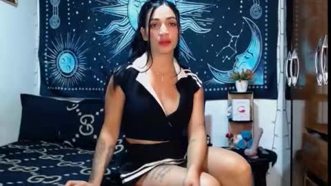 kylie online show from October 13, 10:23 pm