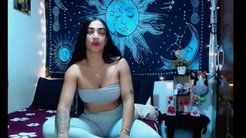 kylie online show from May 20, 11:33 pm