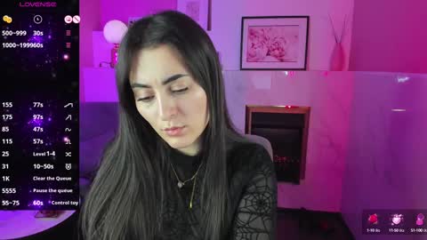 Snapshot of kylie_mellow chatting on February 26, 11:43 am Kylie online show from February 26, 11:43 am