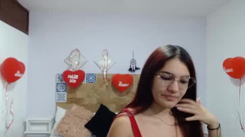 Snapshot of kyliebenson chatting on February 19, 11:17 am Melissa online show from February 19, 11:17 am