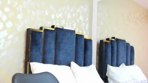 Kylie online show from March 28, 11:33 am