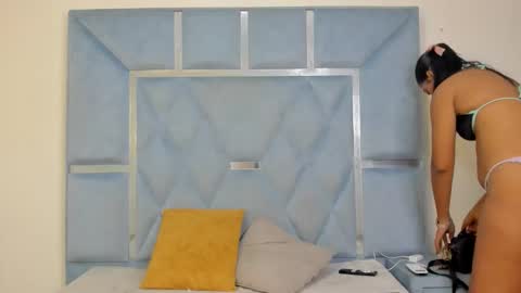 kym online show from March 9, 12:54 pm