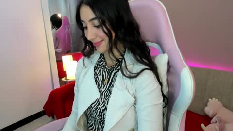 Kym Giraldo online show from January 9, 9:37 am