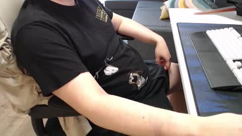 Call me Kyou key-yo online show from February 1, 9:45 pm